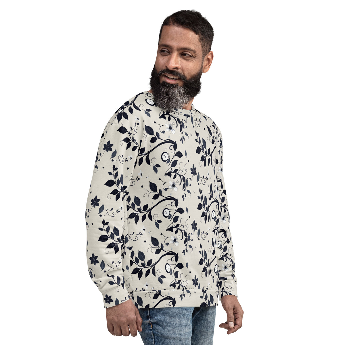Sweatshirt com estampa de folhas azul-noite sobre fundo cor de pedra em toda a peça – vista de três quartos